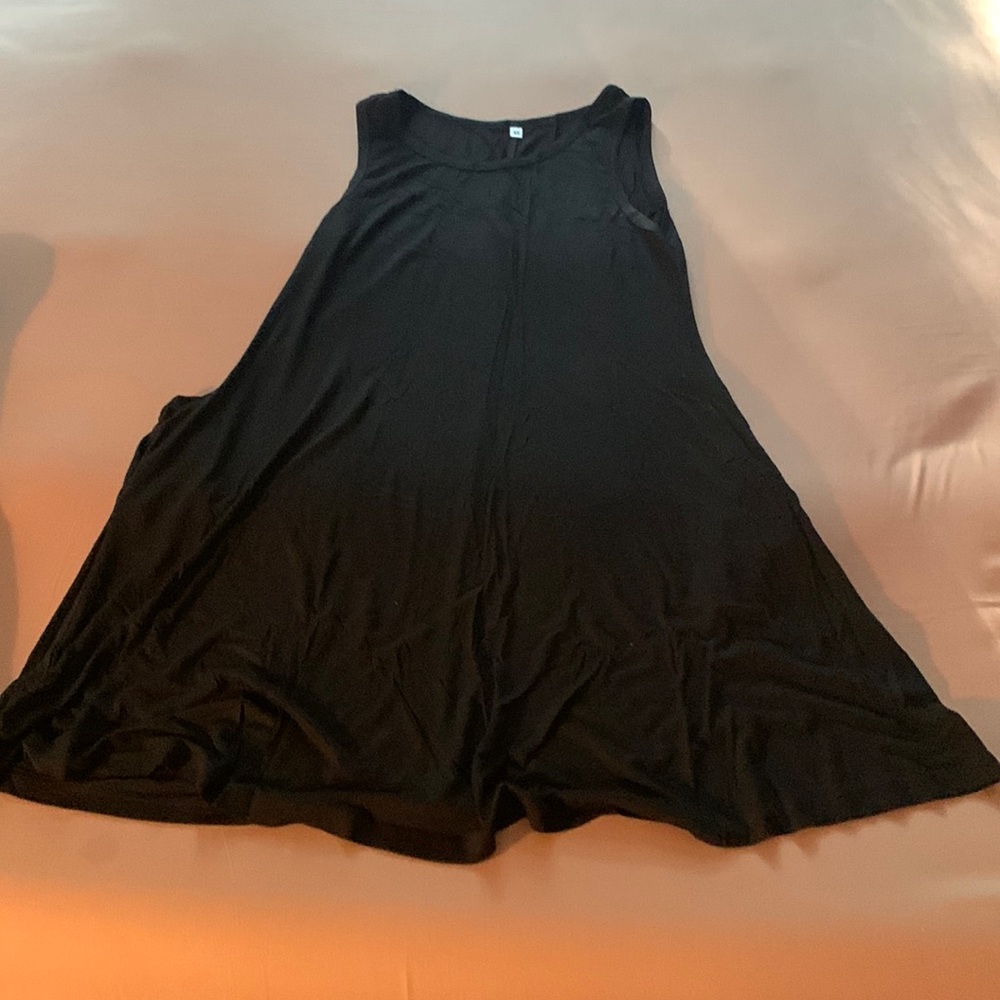 Selling a Comfortable black dress 👗 in very good condition any ask😊
